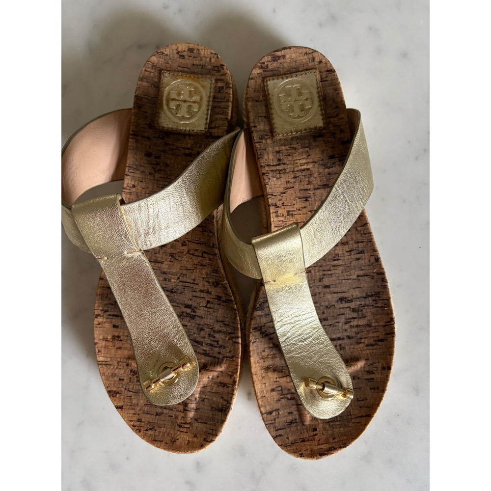 Tory Burch Thora Metallic Gold Thong Sandals Cork Signature Logo Detail Sz 10.5 - Picture 11 of 11
